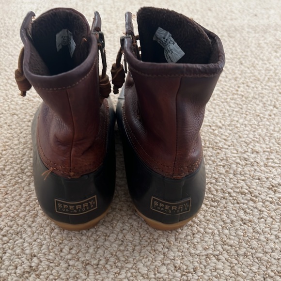 Sperry duck boots - size 8 - Picture 4 of 7